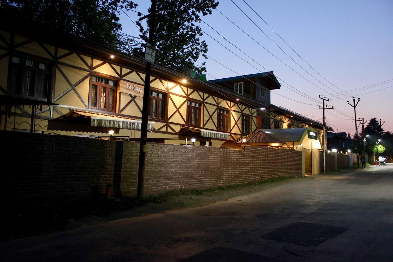 Hotel Walisons Resorts Srīnagar 외부 사진